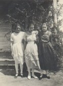 Seay Sisters, 1921