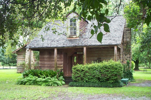 Arthur Babb's bookbinding cabin at Melrose Plantation