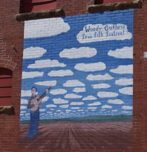 Okemah mural