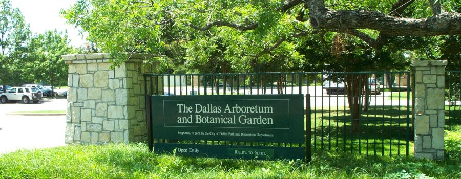 Dallas Arboretum Entrance