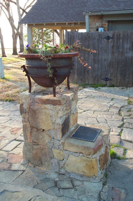 Fountain Planter